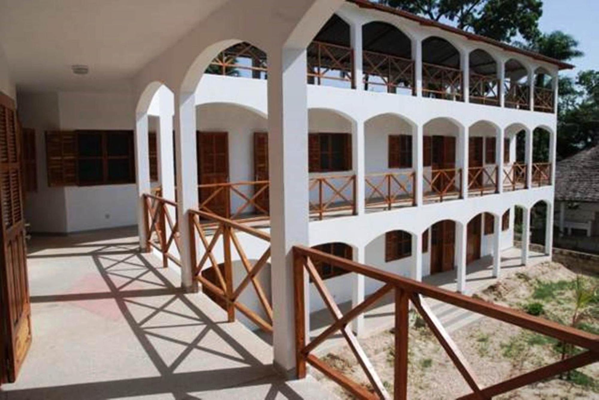 Casa Motel Зигинчор Екстериор снимка