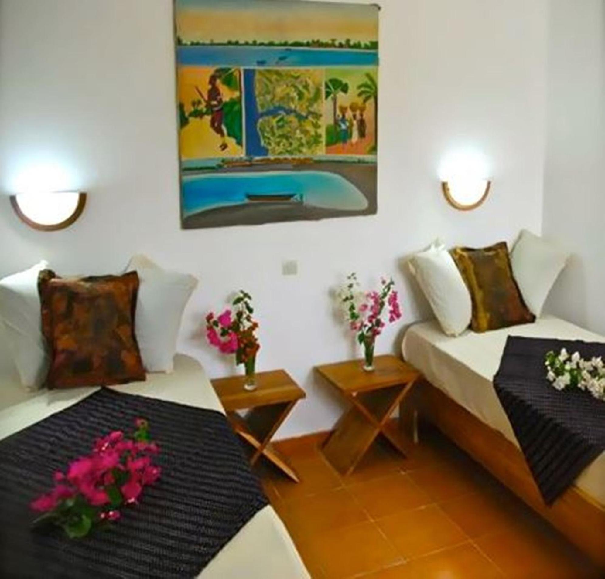 Casa Motel Зигинчор Екстериор снимка
